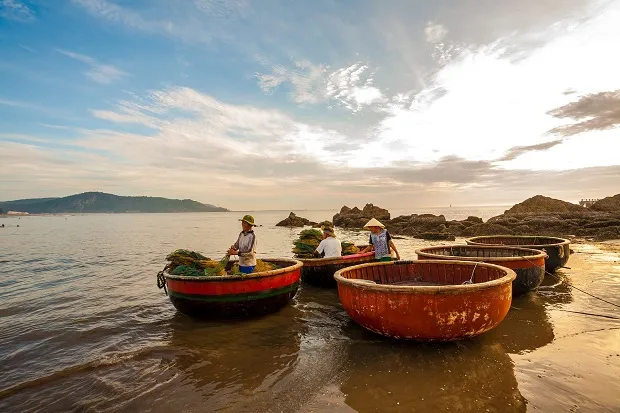 Hành khách làm thủ tục