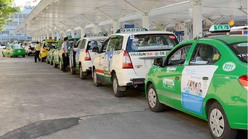 Lưu ý khi đi taxi