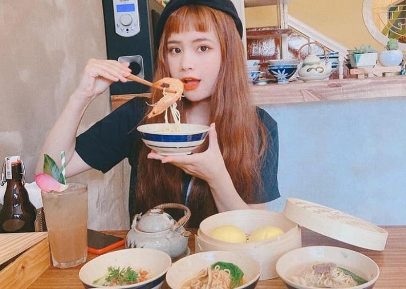 Quán bánh tầm cay ngon ở miền Tây