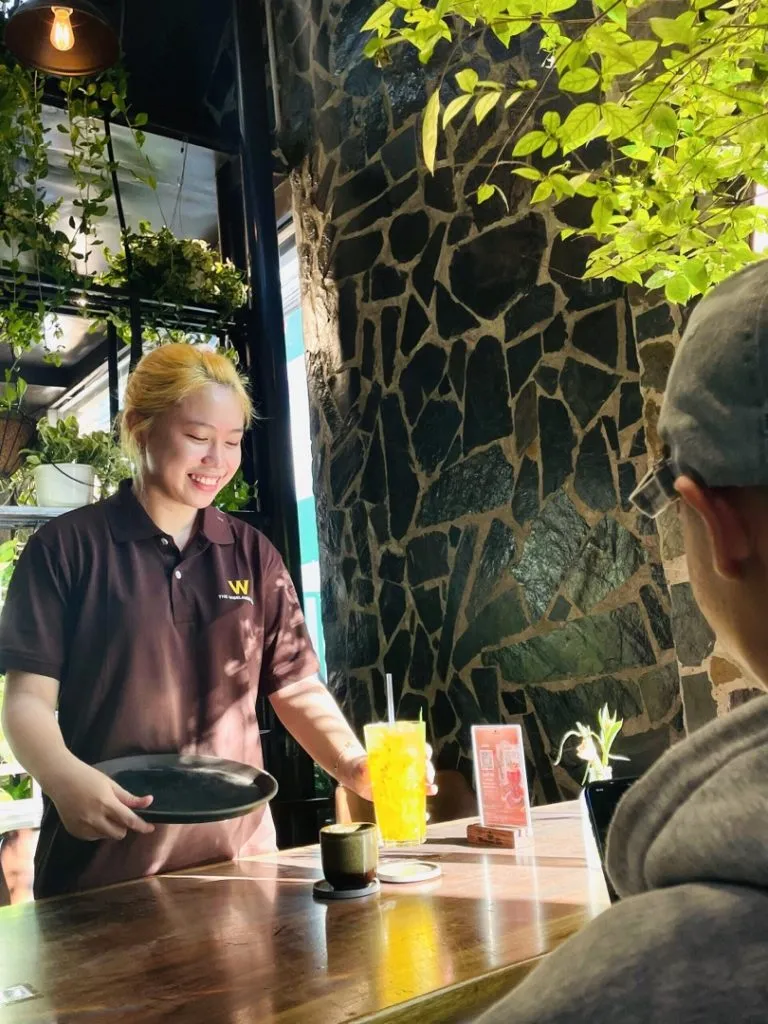 Không gian quán The Wiselands Coffee
