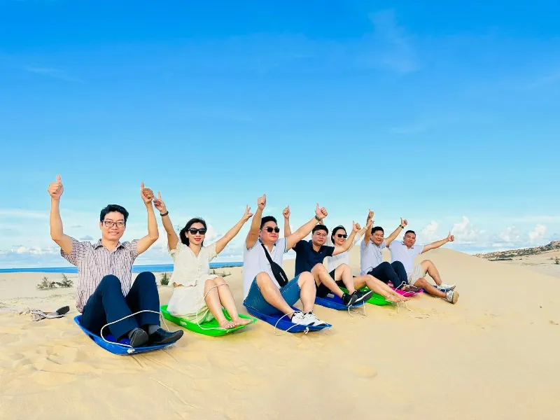 Hoàng hôn trên biển Phan Rang, khoảnh khắc lãng mạn để kết thúc một ngày khám phá trong tour Phan Rang