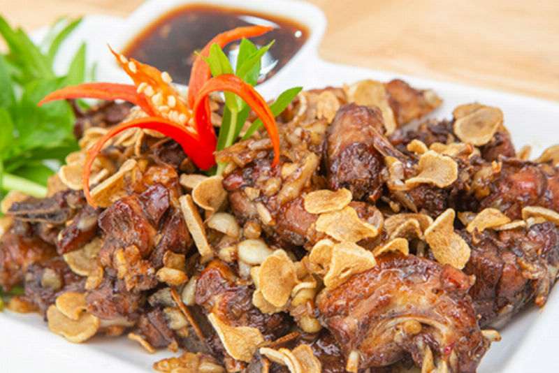 Cách chọn ngan tươi ngon để chế biến món ngan cháy tỏi