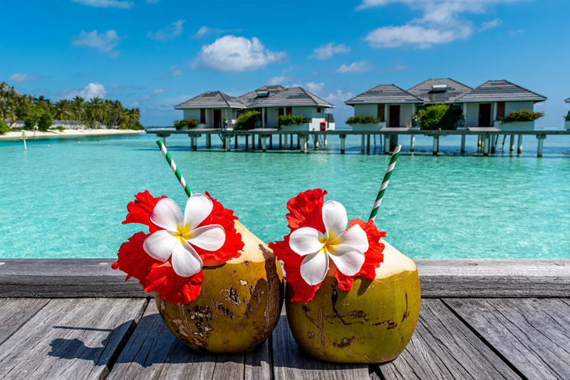 Cảnh quan resort trên biển độc đáo của du lịch Maldives